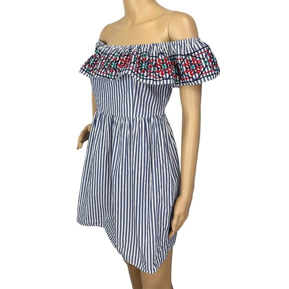 2/$15 Flying Tomato Embroidered Off Shoulder Dress Blue Striped Size M - Picture 4 of 8